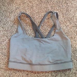 Lululemon sports bra